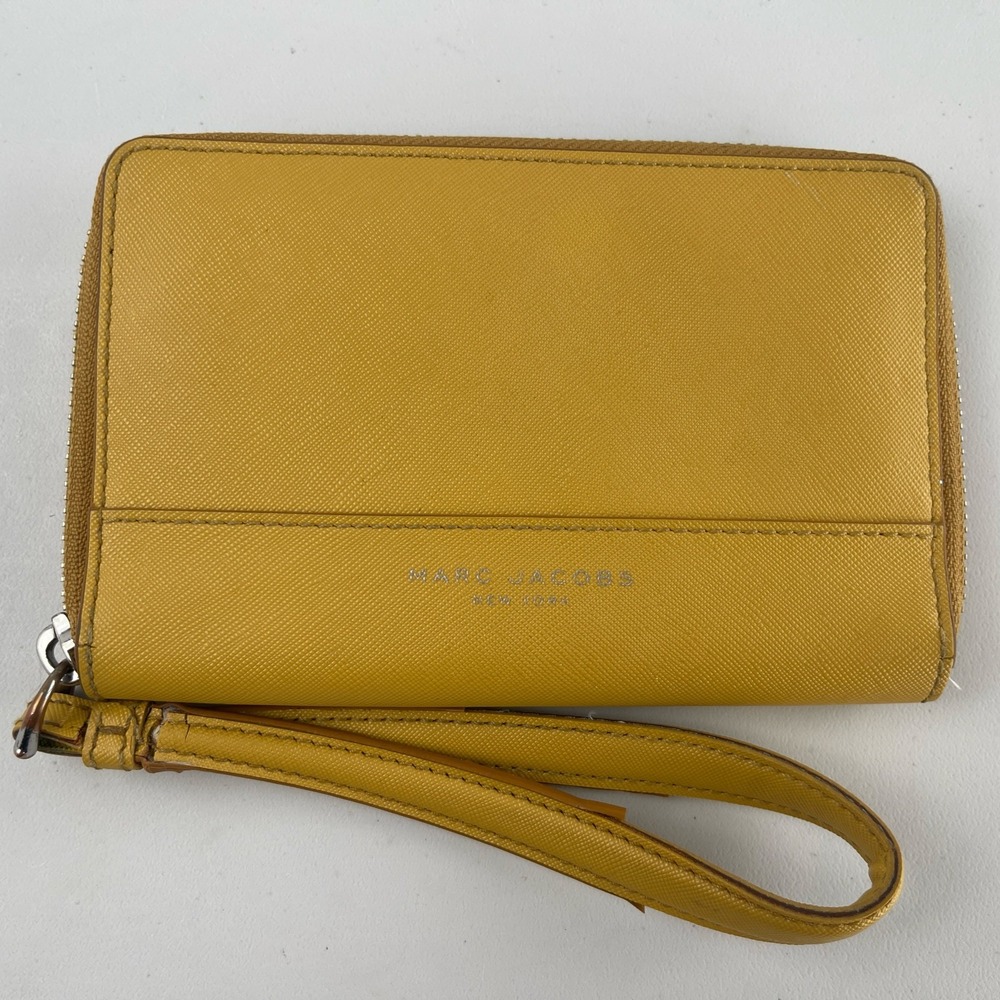 Marc Jacobs Saffiano Zip Leather Phone Wristlet Wallet Mustard Yellow READ